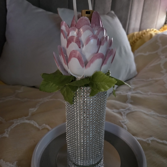 Beautuful up cycled Wine Bottle Light - Picture 4 of 4